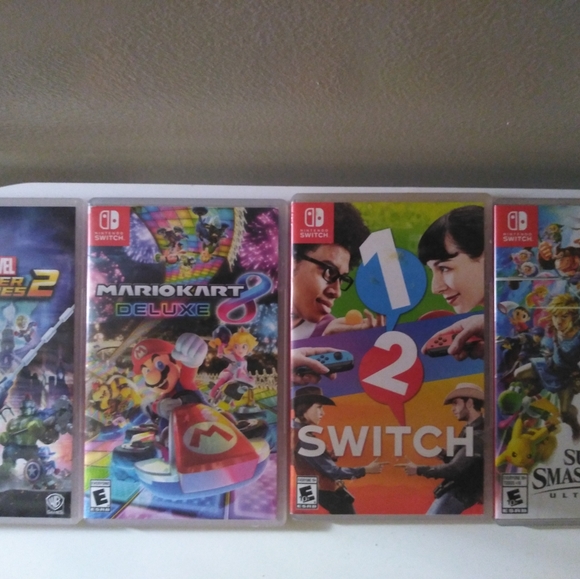 Nintendo switch - Picture 2 of 3